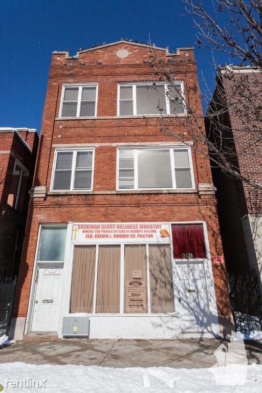 Building Photo - 2436 W Division St