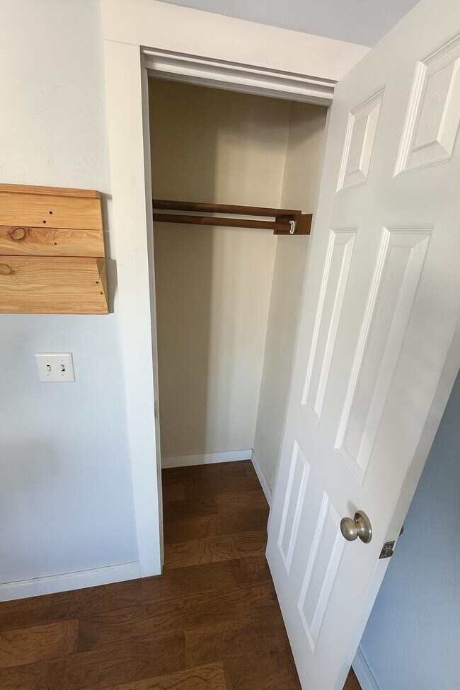 Foto del edificio - 3989 Josh St