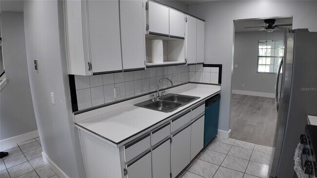 Building Photo - 11742 Whitewing Ct