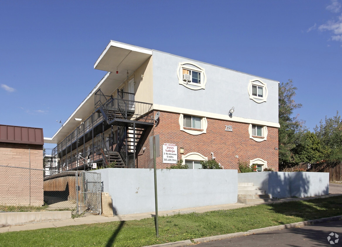 Primary Photo - Highline 2955