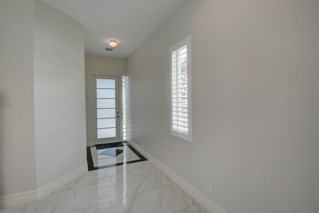 Foto del edificio - 505 N St