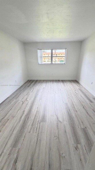 Foto del edificio - 20200 NE 27th Ct