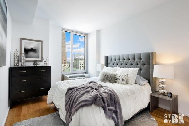 Foto del edificio - 2 bedroom in BROOKLYN NY 11201