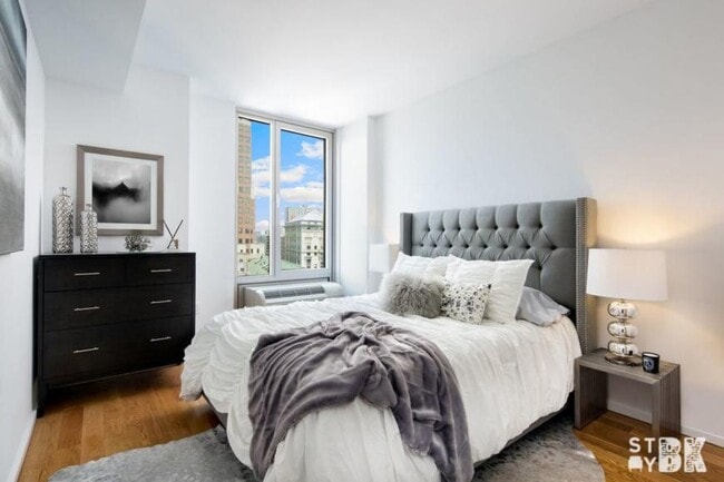 Building Photo - 2 bedroom in BROOKLYN NY 11201