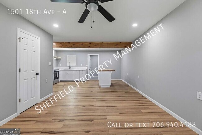 Foto del edificio - 1501 18th Ave