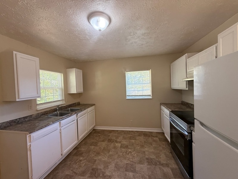 Building Photo - 4625 Buffat Mill Rd