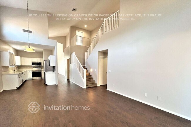 Building Photo - 2125 S 114th Ln
