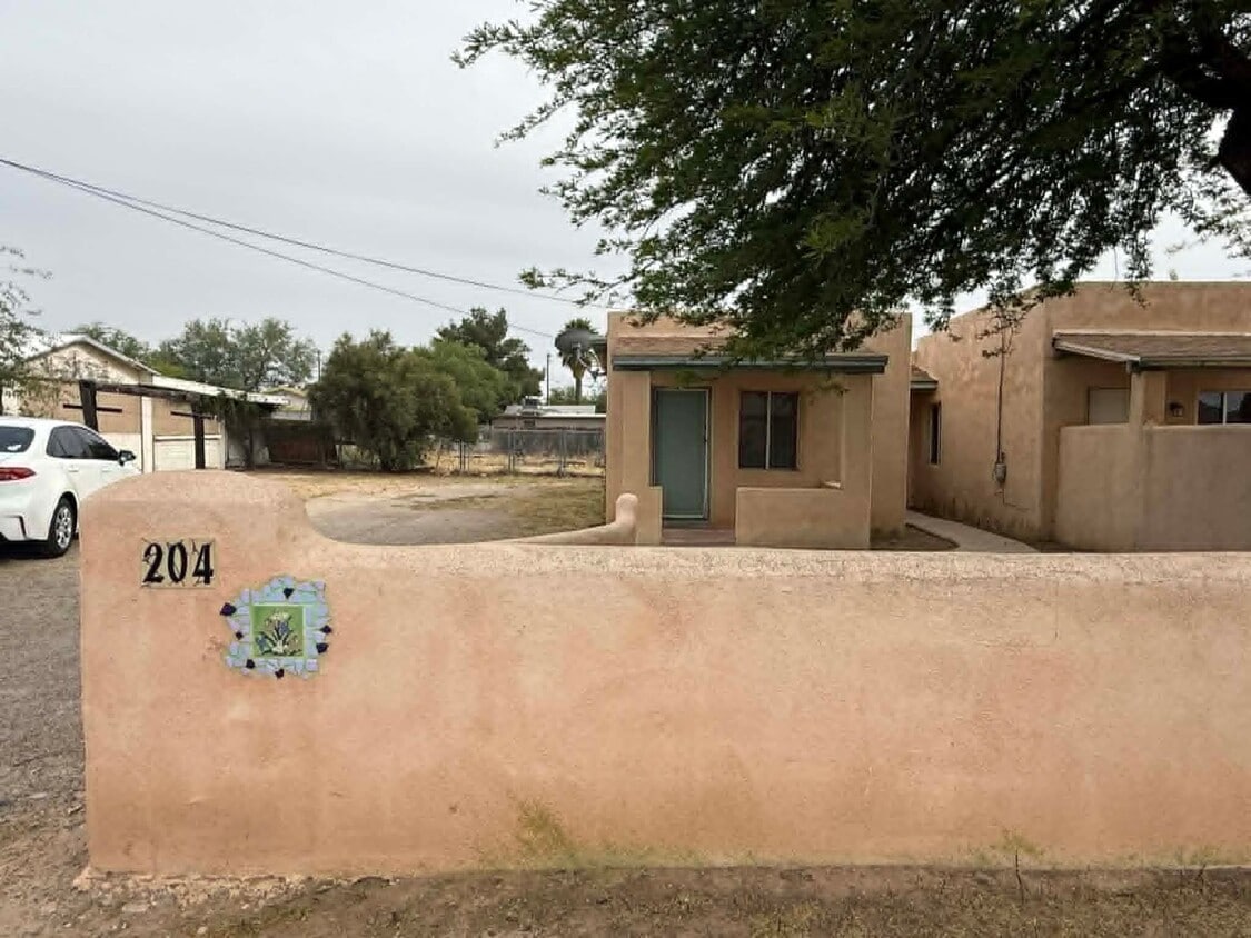 Photo - 204 E Palmdale St (Tucson, AZ)