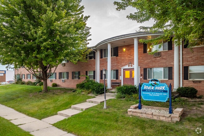 Front Entry - River Park Apartments