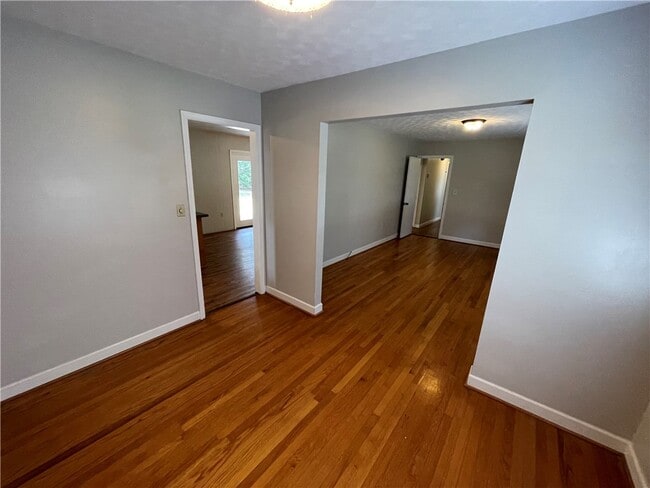 Building Photo - 202 Mahaffey Dr