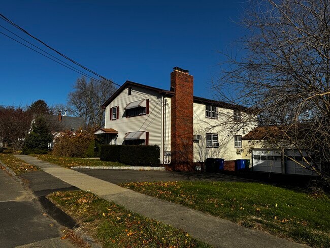 Foto del edificio - 430 Wiklund Ave