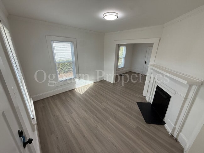 Foto del edificio - 1607 Thurmond St