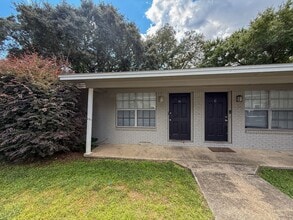Building Photo - 5820 Sanders Ave