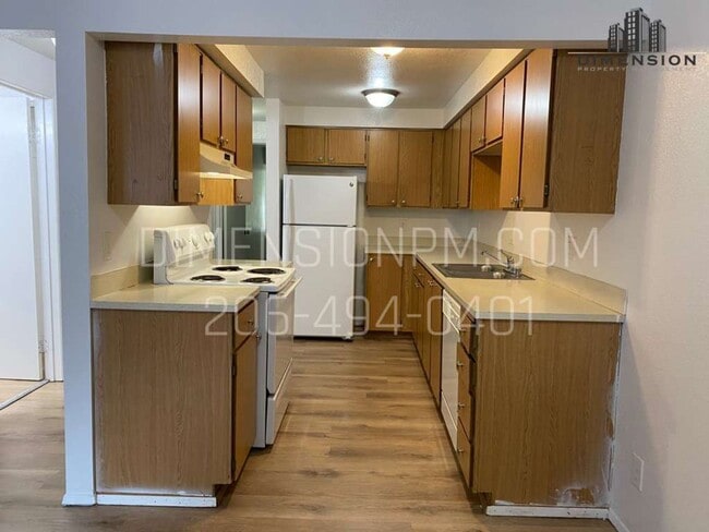 Building Photo - 4412 NW Wedgewood Ln
