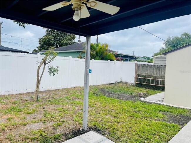 Foto del edificio - 3204 W Dewey St