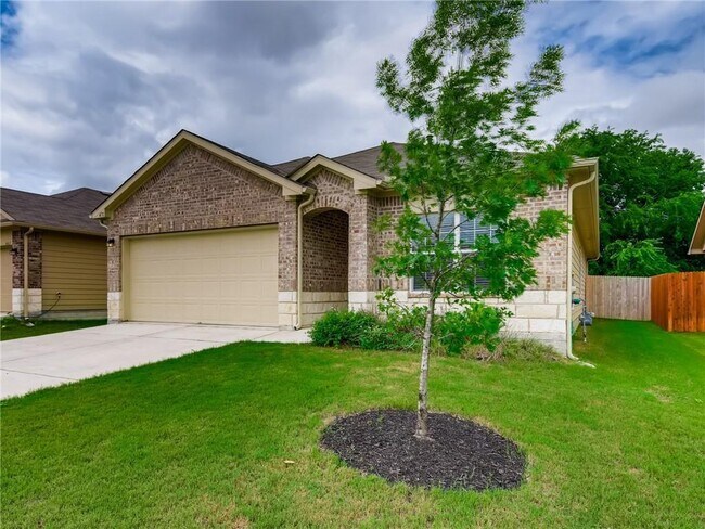 Building Photo - 471 Cibolo Creek Dr