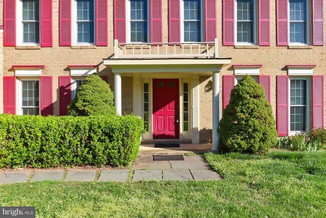 Building Photo - 12716 Franklin Farm Rd