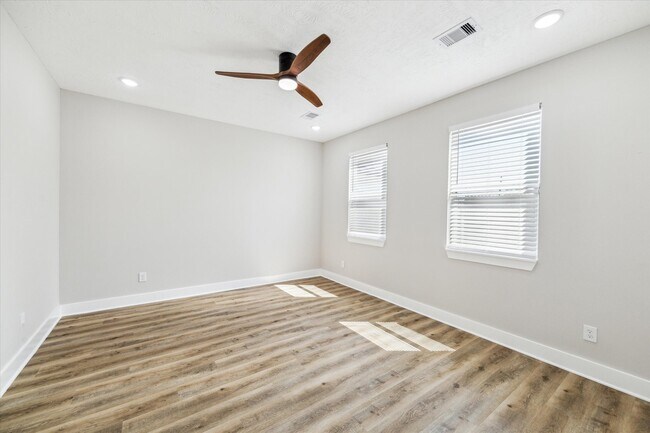 Foto del edificio - 8130 Sunbury St