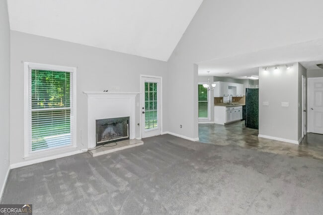 Building Photo - 25 Fox Chase