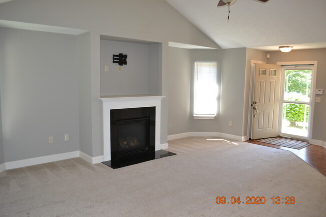 Living room - 3990 Mount Moriah Vlg