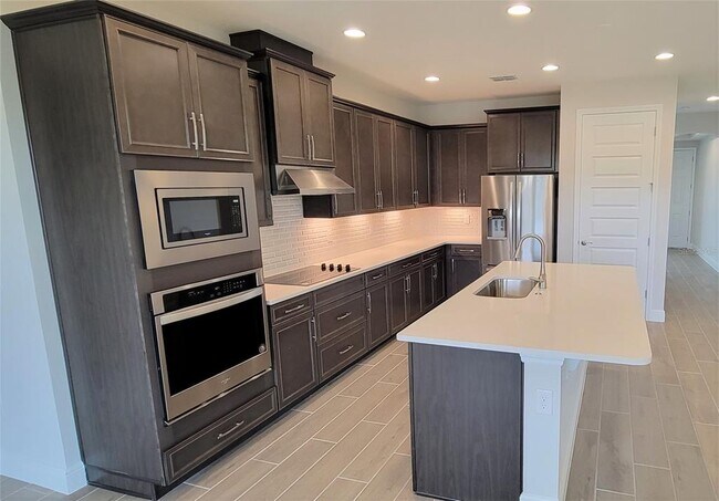 Foto del edificio - 9753 Lost Creek Dr