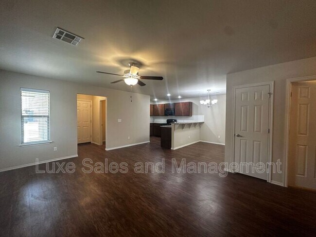 Foto del edificio - 785 SW 13th St
