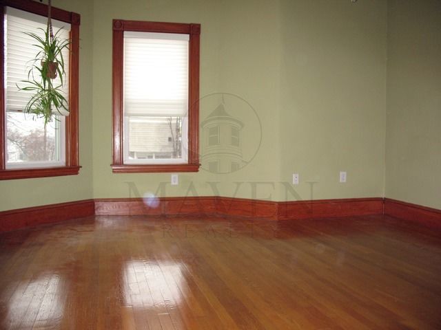 Foto del edificio - 46 Hillsdale Rd