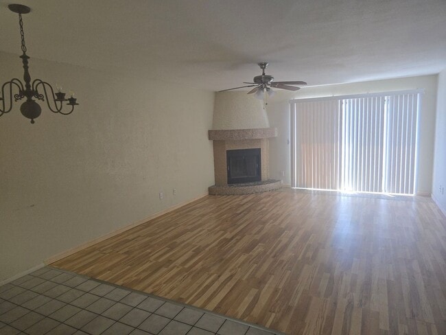 Building Photo - great single level condo 2bd 2 bath condo ...