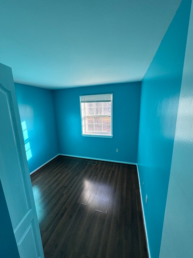Building Photo - 5773 Yellowrose Ct