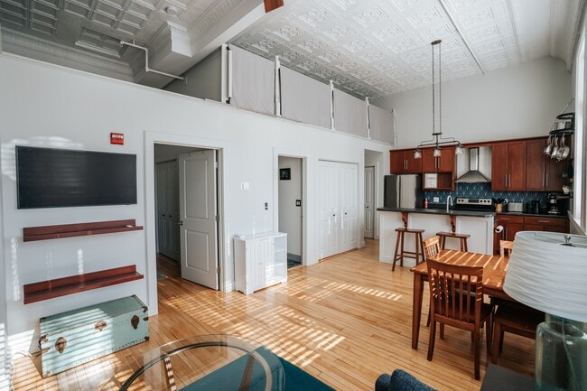 Photo - 1251 Congress St House