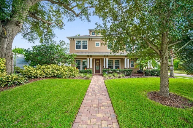 Building Photo - 3820 W El Prado Blvd