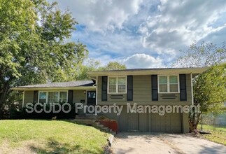 Building Photo - 11913 Armitage Dr