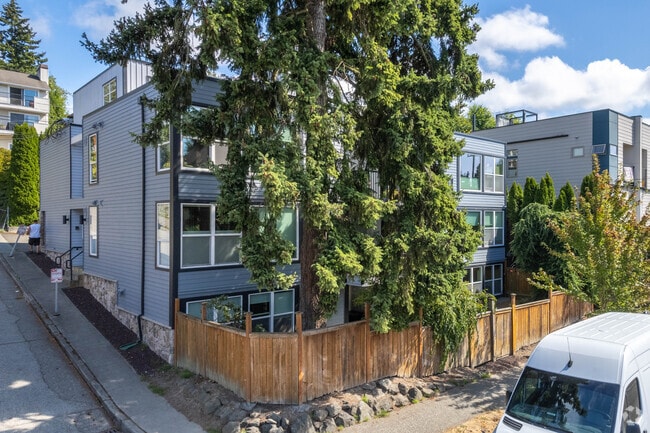 Exterior - 5000 Fauntleroy Way SW