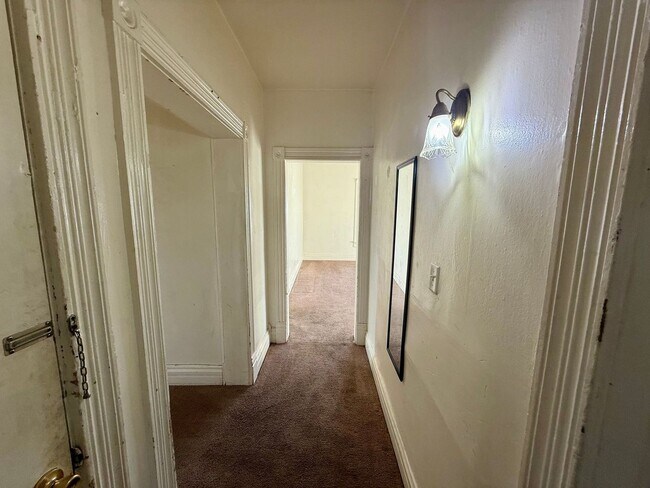 Building Photo - 111 N 3rd Ave