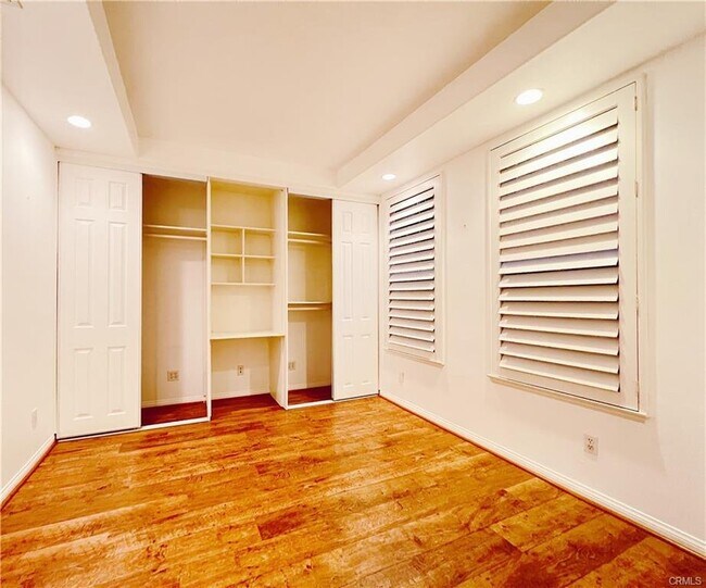 Building Photo - 217 Lonetree, Irvine, CA 92603 - 2 BR 2 BA...