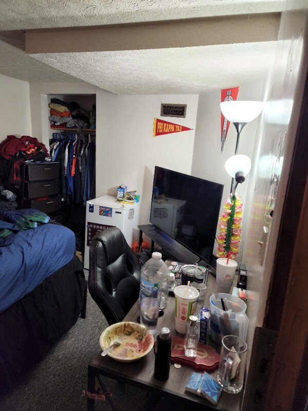 526 Gage St, Akron, OH 44311 House for Rent in Akron, OH