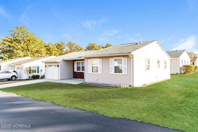 Building Photo - 49 Westport Dr