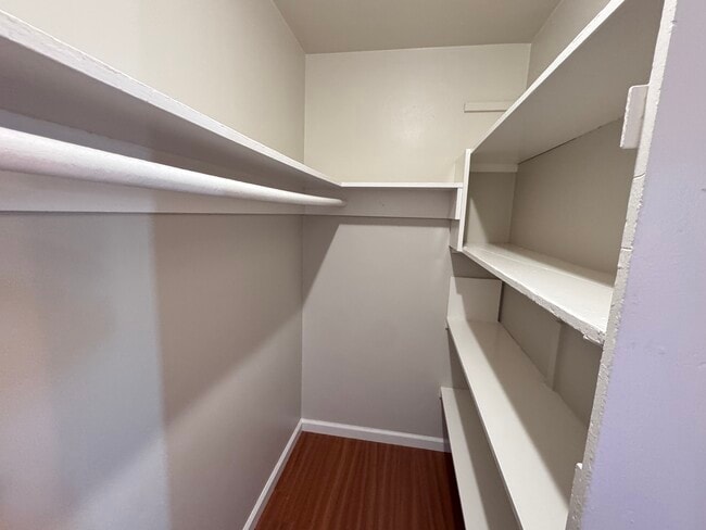 Extra large livingroom closet - 2985 E St