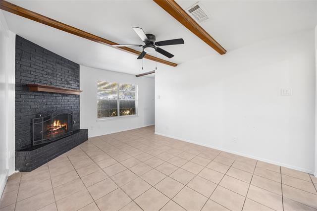 Foto del edificio - 1320 Willow Wood Ct