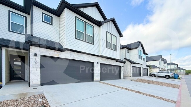 Building Photo - 2600 Gattis School Rd