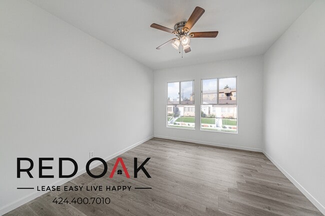 Foto del edificio - 3336 W 84th St