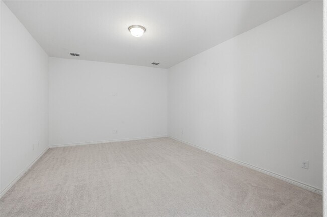 Foto del edificio - 537 Oakmoss St