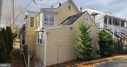 Building Photo - 434 Fairmont Ave