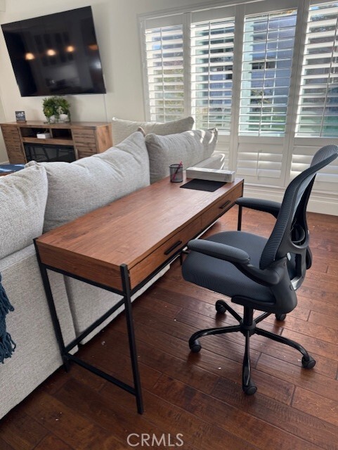 Building Photo - 2022 Via Mariposa E