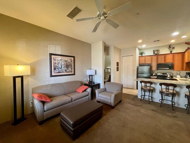Building Photo - AVAILABLE NOW!!! DOWNSTAIRS 1 Bedroom 1 Bathroom La Quinta Condo