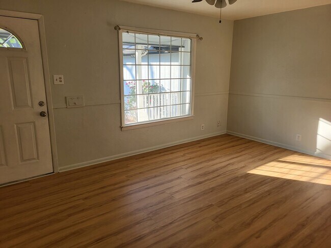 Building Photo - 614 Highland Ave