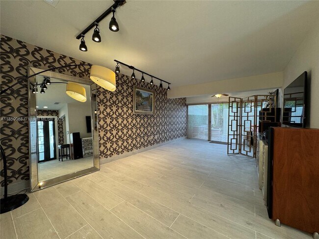 Foto del edificio - 20940 Bay Ct