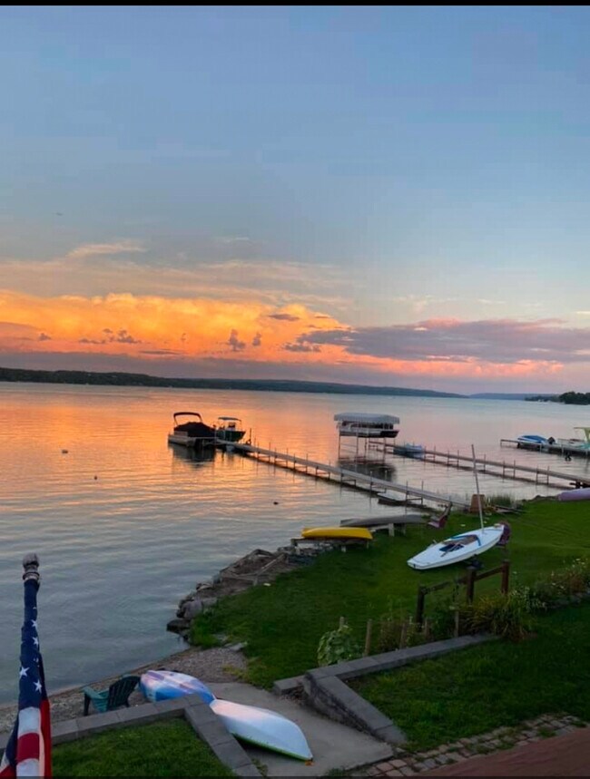 Foto del edificio - 2972 Holland Dr