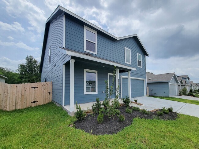 Foto del edificio - 25588 Rose Creek Dr