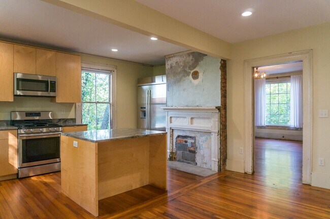 Foto del edificio - Gorgeous Rustic Renovation in Chicken Hill